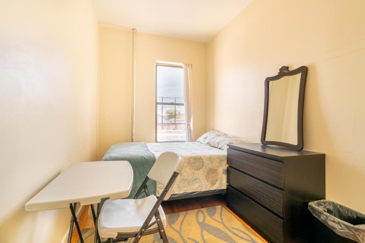 Empire Blvd Guest House ニューヨーク エクステリア 写真