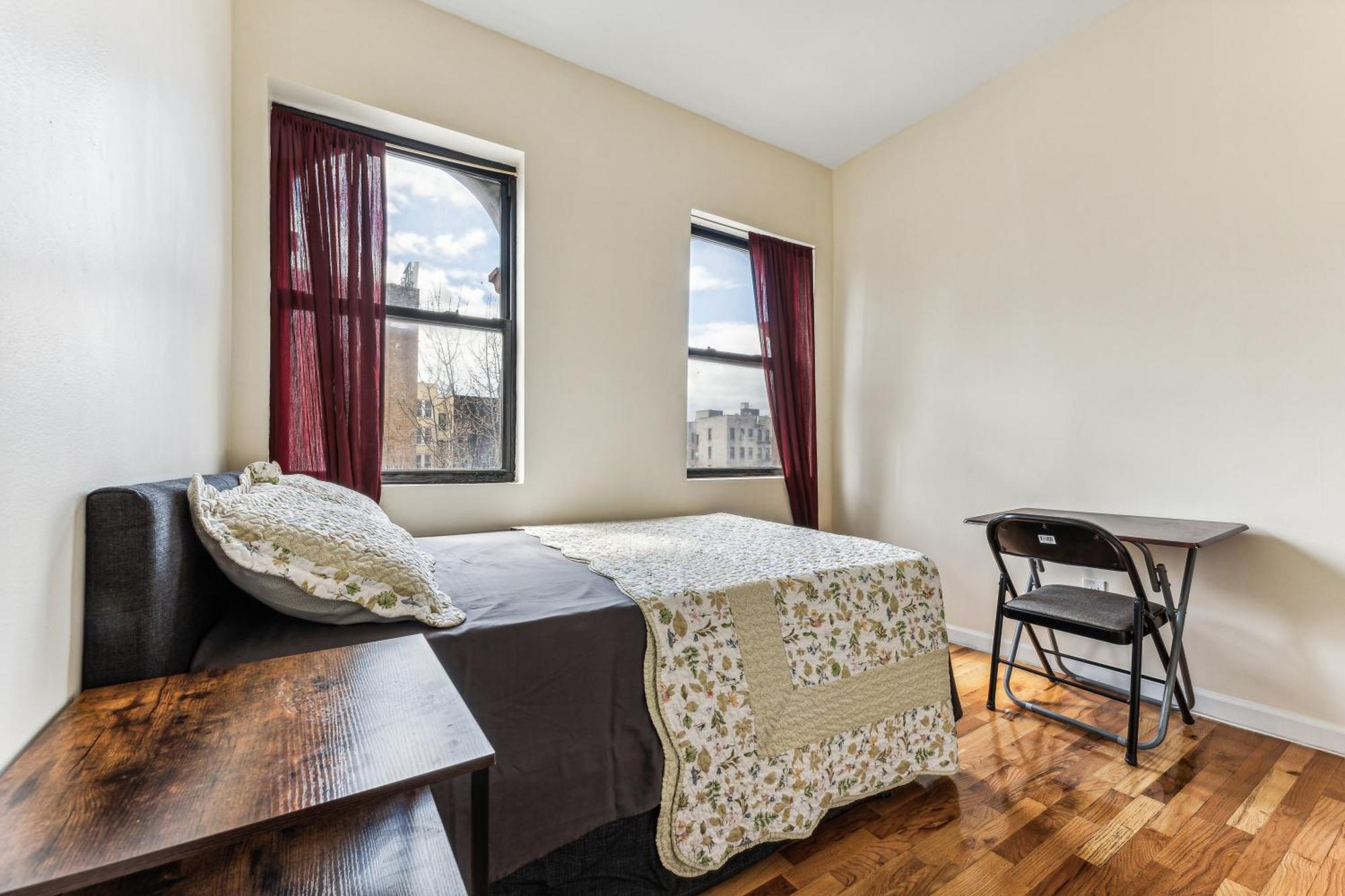 Empire Blvd Guest House ニューヨーク エクステリア 写真